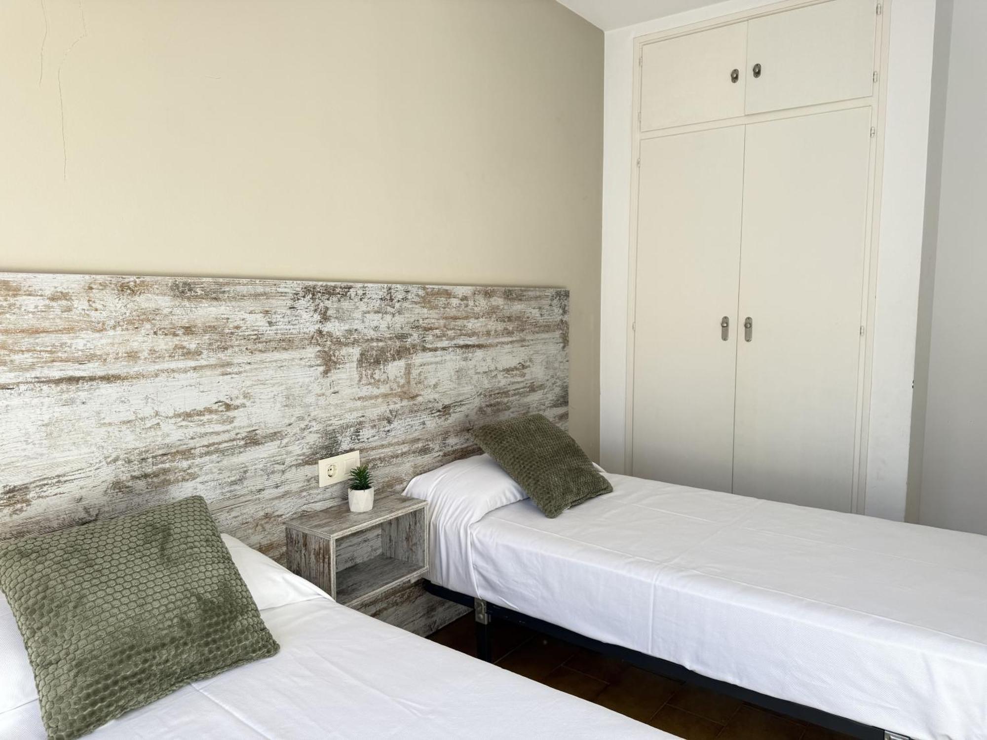 Agi Sant Jordi Apartment Roses Exterior foto